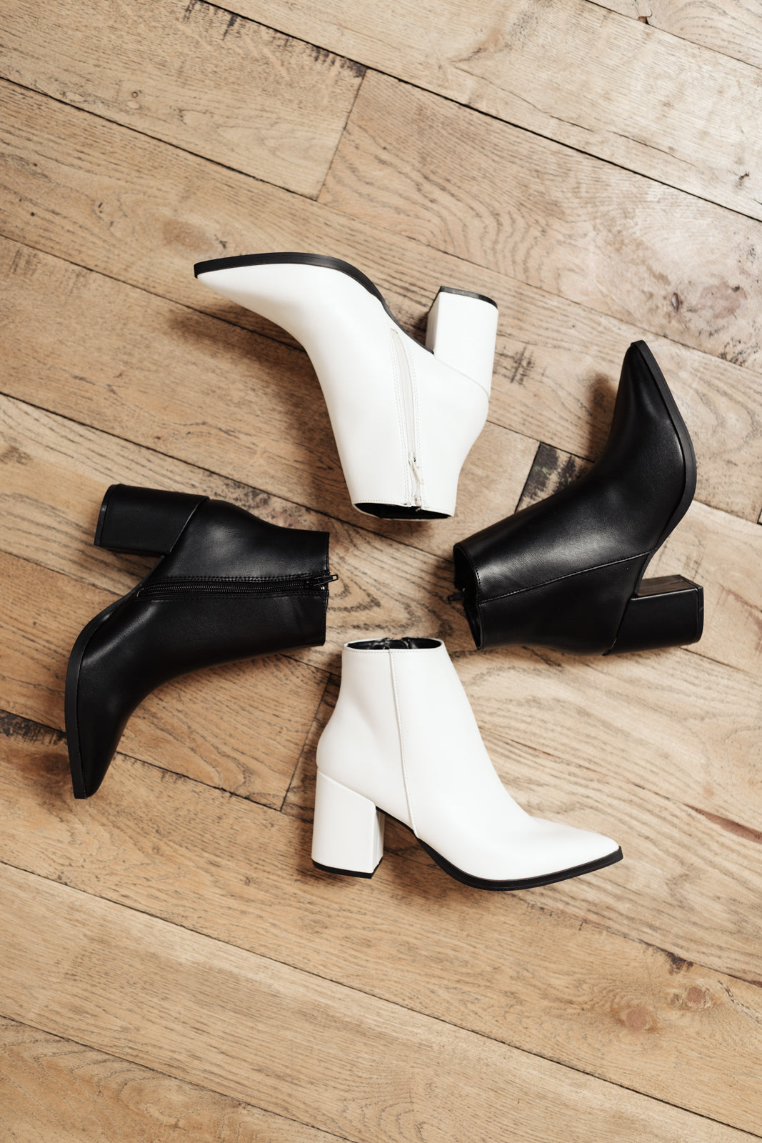 Amari Ankle Boots In Black
